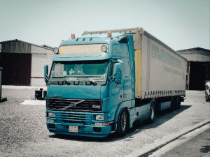 تشخیص رنگ ماشین سنگین